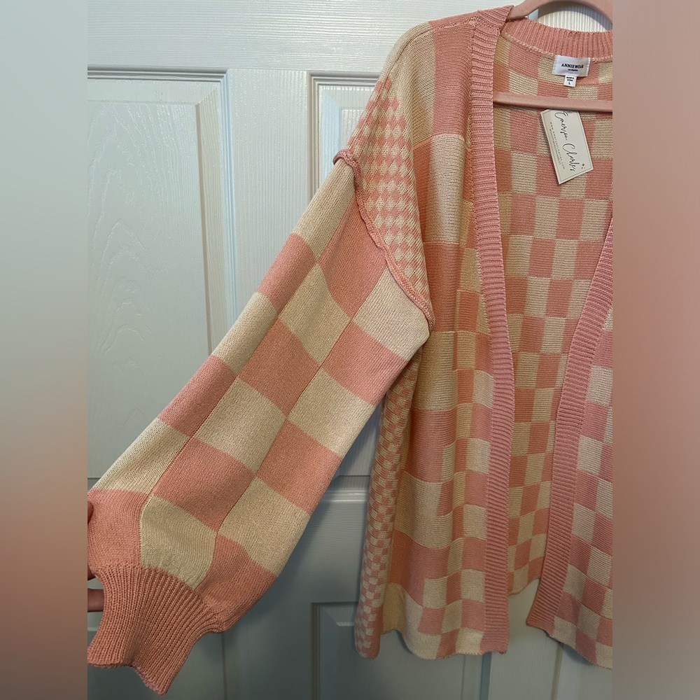 NWT Alice|Rose Pink and Cream Checkered Oversized Sweeter Lg - Picture 5 of 8